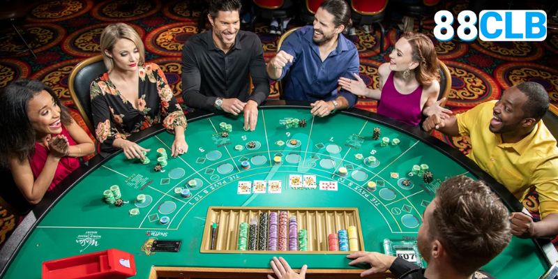 Nhóm kéo bài Baccarat hỗ trợ cùng nhau kiếm lợi nhuận khủng